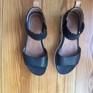 Gentle Souls Black Leather Open-Toe Sandals